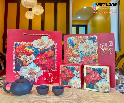 Mẫu vỏ hộp 4 bánh trung thu 2025 màu đỏ - Vãn Nguyệt Uyển Sắc
