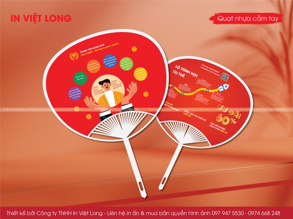 Mẫu quạt nhựa quảng cáo trung tâm tiếng anh