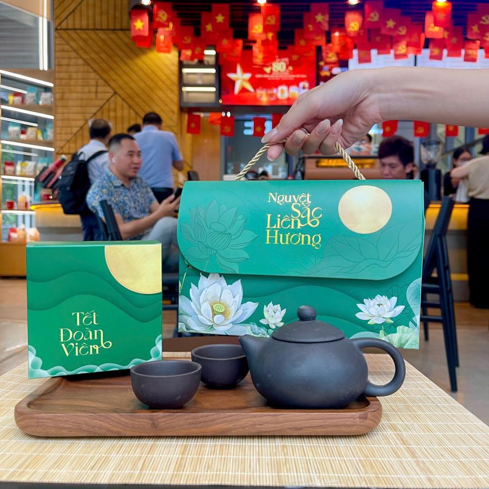 Mẫu hộp trung thu 2 bánh 2025 Trung Thu Nguyệt Sắc Liên Hương