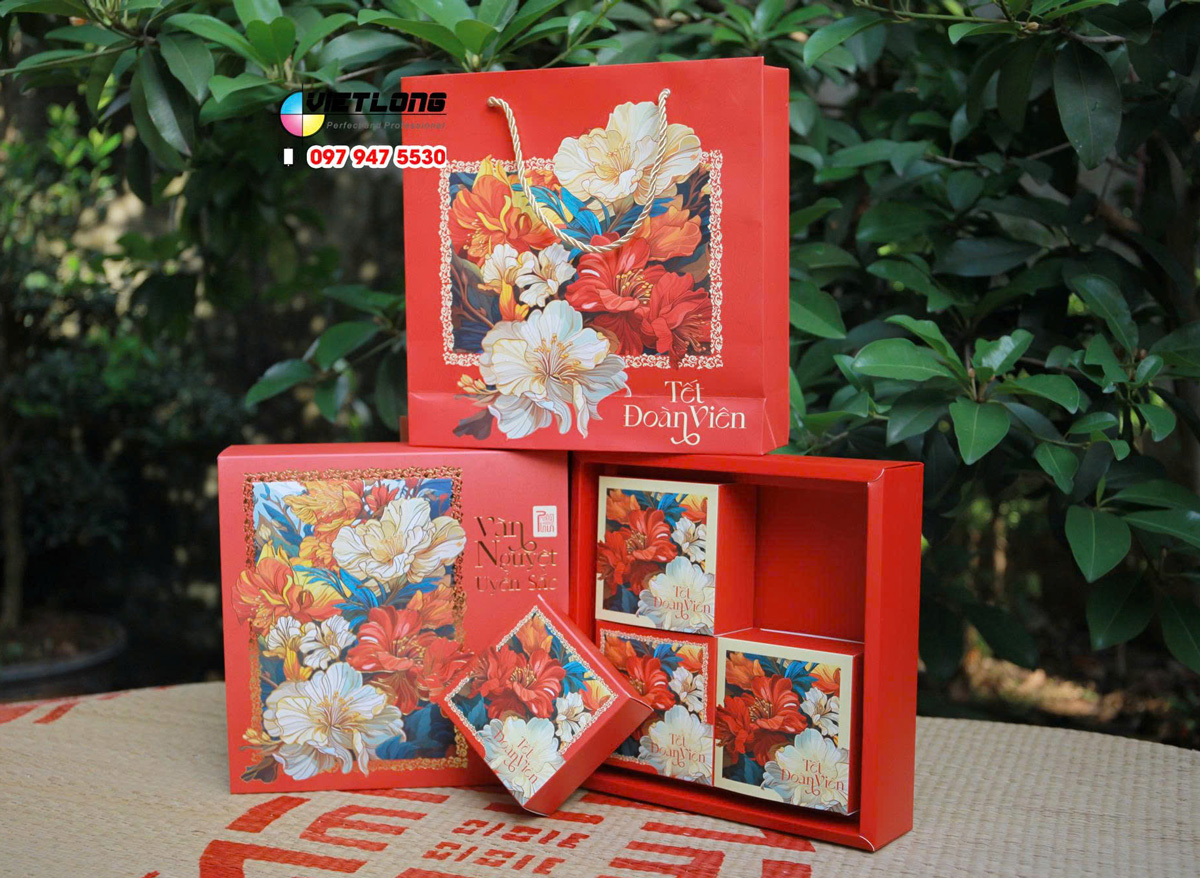 Vỏ hộp trung thu 4 bánh màu đỏ