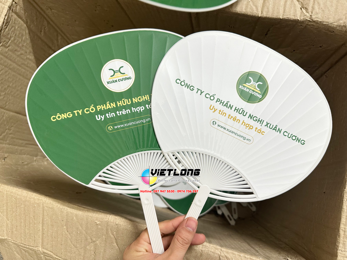In quạt nhựa cho event công ty
